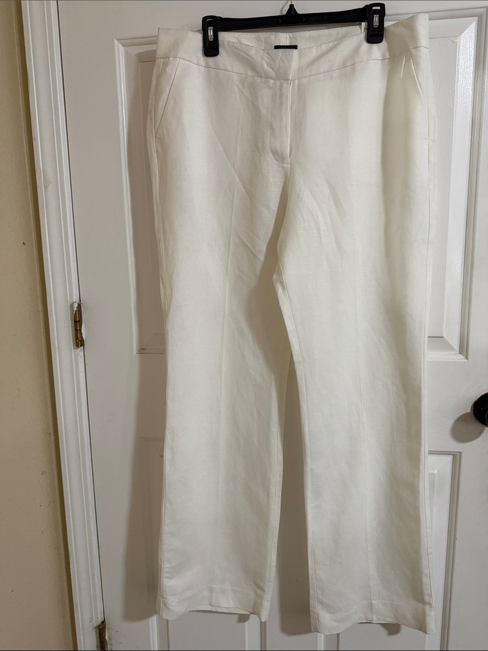 Ann Taylor women’s linen Cream Dress Pants - Flat Front Tailored